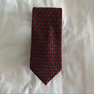 Red and Black Geometric Diamond Patterned Tie by Sean John